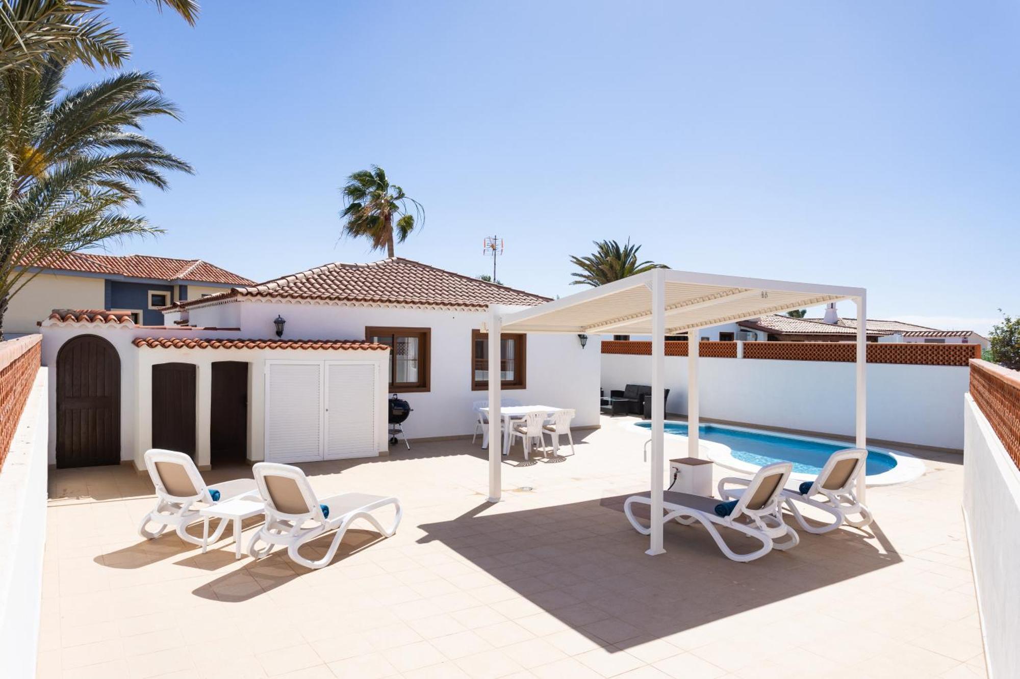 圣米格尔德阿沃纳Casa Bransford, Excellent, Sunny House With Private Heated Pool别墅 外观 照片